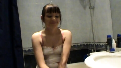 Sassy brunette babe and stud enjoy hardcore