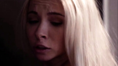 Horny babes Kenzie Reeves and Jayna Woods playing pussies