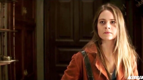 Hera Hilmar in An Usual Stud (2017)