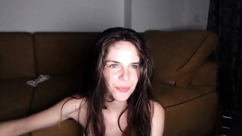 Amateur Webcam Teen Masturbates And Teases